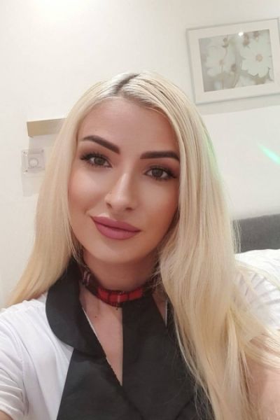 Head shot selfie of a very beautiful blonde London escort named Ruby